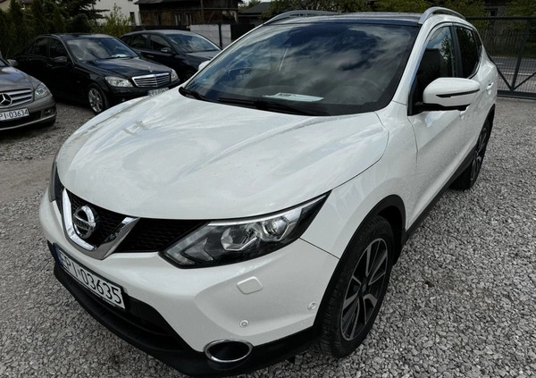 Nissan Qashqai cena 61900 przebieg: 155000, rok produkcji 2016 z Jastrowie małe 781